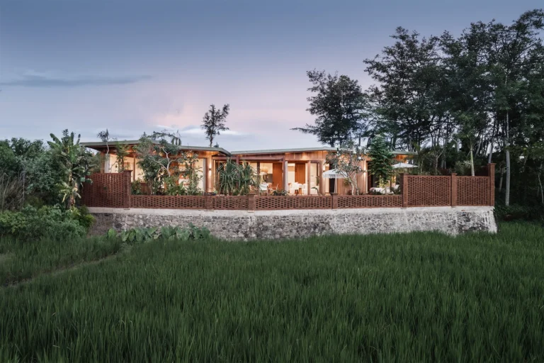 Villa Sawah, 1st villa in family village canggu with rice field view, nestled with nature for family friendly living